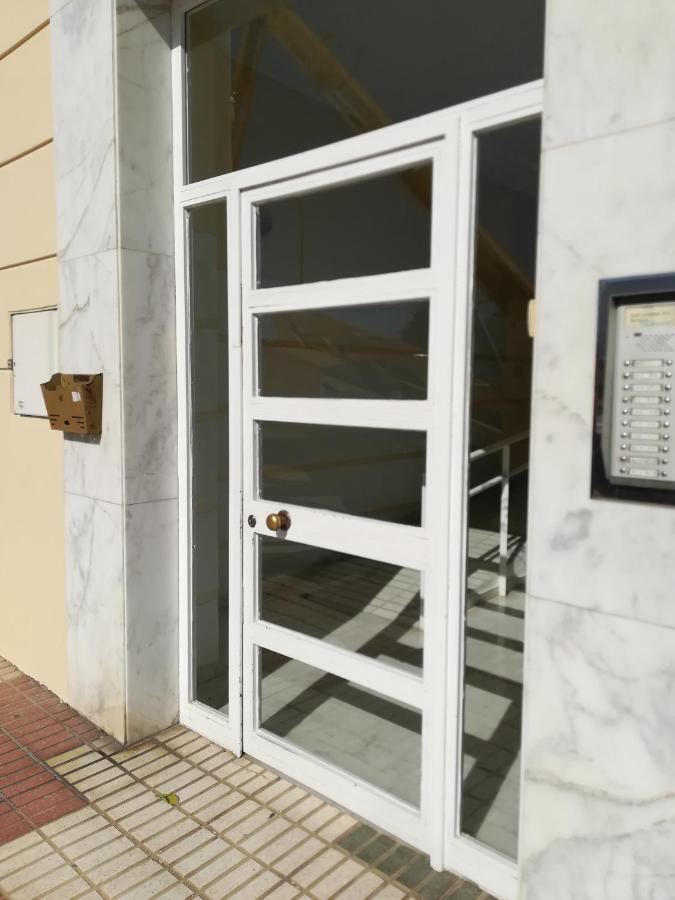 Apartamento 60 M2 En La Playa Torre de Benagalbon Bagian luar foto