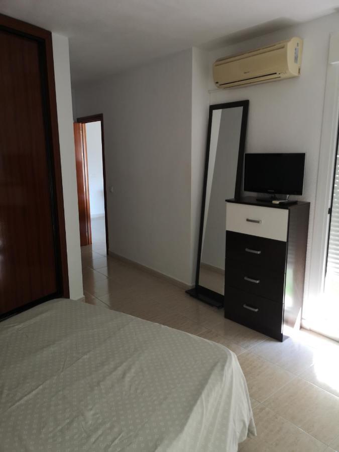 Apartamento 60 M2 En La Playa Torre de Benagalbon Bagian luar foto